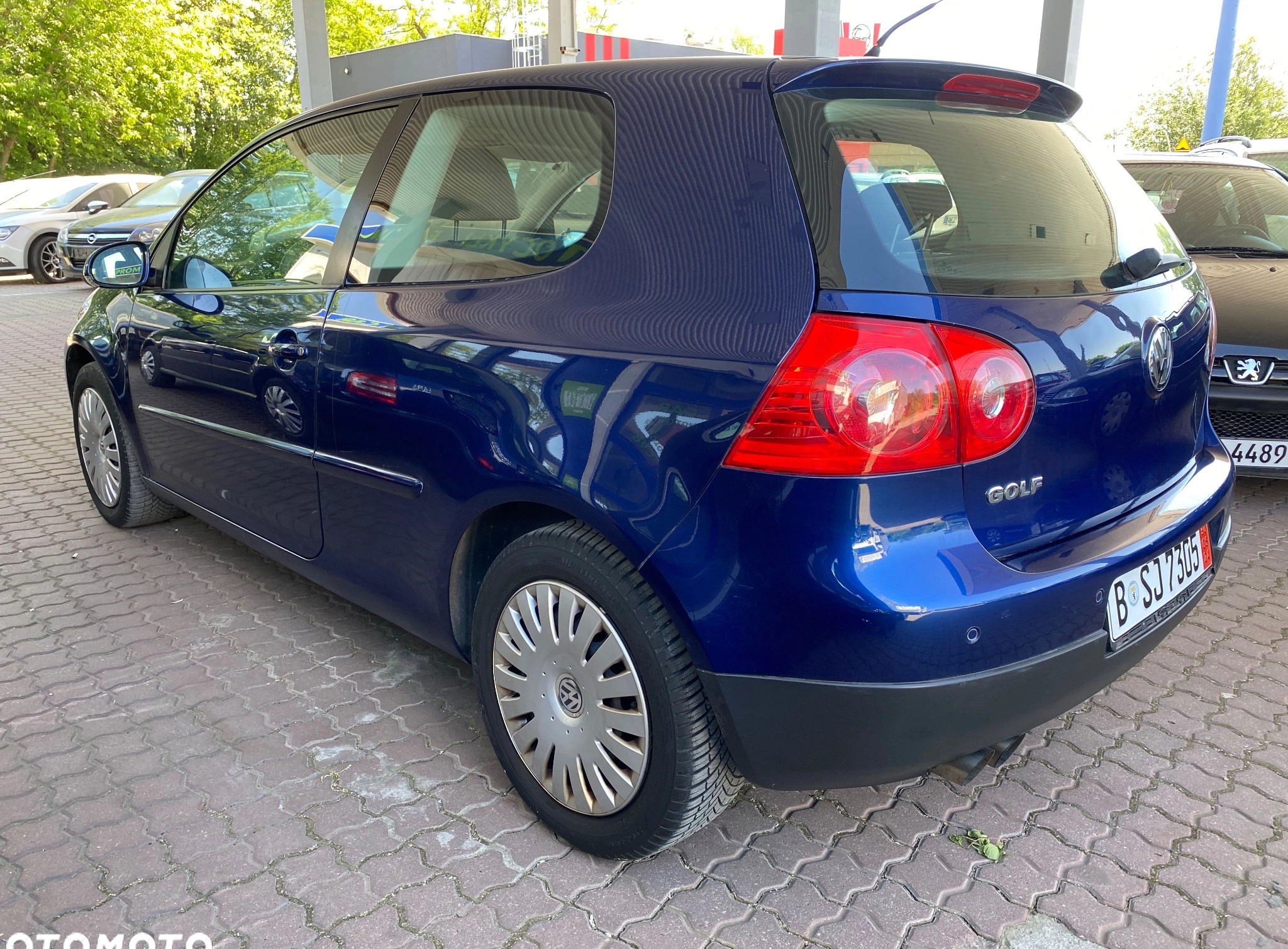 Volkswagen Golf cena 11999 przebieg: 215000, rok produkcji 2007 z Kłodawa małe 562